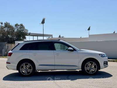 Audi Q7 218 CV ultra quattro tiptronic spo Bianco usata San Vito dei Normanni