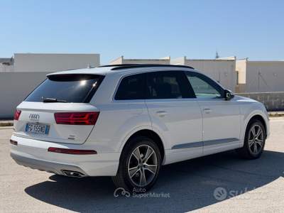 Audi Q7 218 CV ultra quattro tiptronic spo Bianco usata San Vito dei Normanni