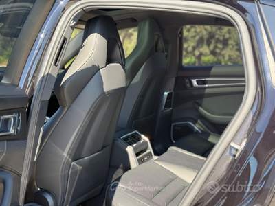 Porsche Panamera 2.9 4 E-Hybrid Platinum Edition Nero usata San Vito dei Normanni