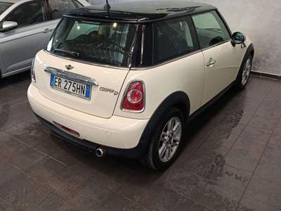 MINI 1.5 Cooper D Hype 5 MINI COOPER D NEOPATENTATI Beige usata Cornaredo