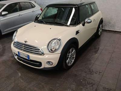 MINI 1.5 Cooper D Hype 5 MINI COOPER D NEOPATENTATI Beige usata Cornaredo