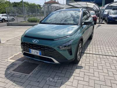 Hyundai Bayon 1.0 T-GDI 48V 100cv Xclass Verde usata Milano