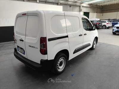 Toyota Proace 1.5D 100cv Doppia P. S&S MT L1 S Ground (IVA ESCL) Bianco usata Milano