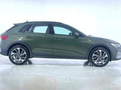 Audi A3 A3 allstreet 35 TDI S tronic Identity Contrast Verde usata Bastia Umbra