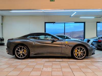 Ferrari California 4.3cc carboceramica/tetto nero 460cv Grigio usata Castelnuovo Calcea