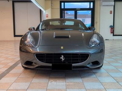 Ferrari California 4.3cc carboceramica/tetto nero 460cv Grigio usata Castelnuovo Calcea