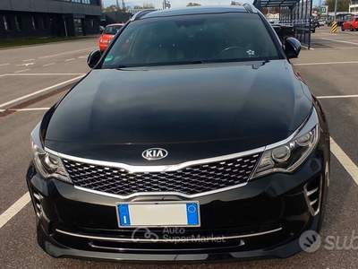 Kia Optima un proprietario meccanica ok  bollo 2027 compreso 4gomme estive Nero usata ranica