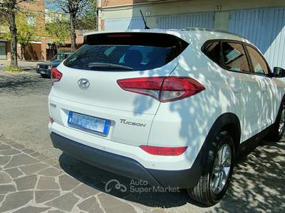 Hyundai Tucson Hyundai Tucson 2^ serie  CRDI Comfort Bianco usata Carpi