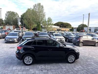 Volkswagen T-Roc 1.0 TSI RESTYLING ANCHE PER NEOPATENTATI Nero usata Russi