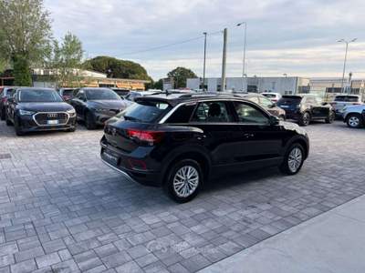 Volkswagen T-Roc 1.0 TSI RESTYLING ANCHE PER NEOPATENTATI Nero usata Russi
