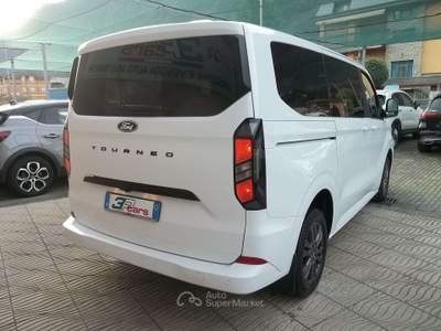 Ford Tourneo Custom 150cv Bianco usata Rogno