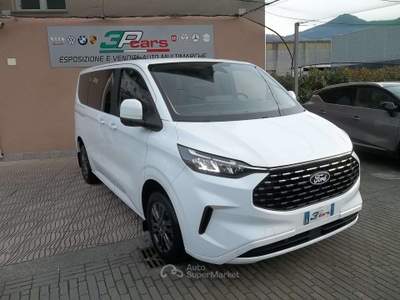 Ford Tourneo Custom 150cv Bianco usata Rogno