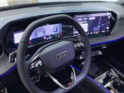Audi Q3 Sportback 35tdi Identity Black 2026 km0|tetto+pelle totale| Nero usata San Felice a Cancello