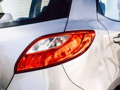 Mazda 2 Affidabile, sempre in box, unico proprietario, non fumatore Grigio usata Voghera