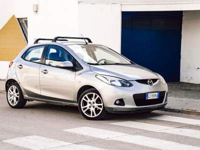 Mazda 2 Affidabile, sempre in box, unico proprietario, non fumatore Grigio usata Voghera