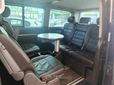 Volkswagen Multivan Multivan T6  2.0 tdi Highline 4motion 204cv dsg Nero usata Milano