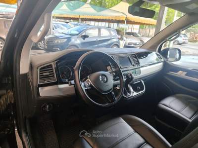 Volkswagen Multivan Multivan T6  2.0 tdi Highline 4motion 204cv dsg Nero usata Milano