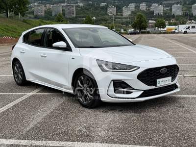 Ford Focus FORD Focus 1.5 EcoBlue 115 CV automatico 5p. ST-Line Bianco usata Trento