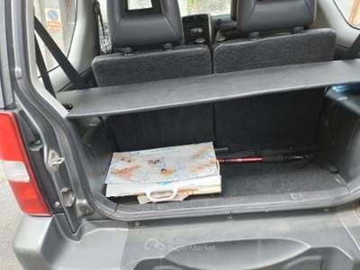 Suzuki Jimny non fumatore ricoverata in box Grigio usata genova