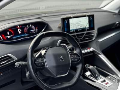 Peugeot 3008 S&S EAT8 Allure Pack Nero usata SOMMA VESUVIANA