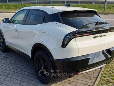 Alfa Romeo Junior 1.2 145 CV Hybrid eDCT6 Sprint Bianco usata Cittadella