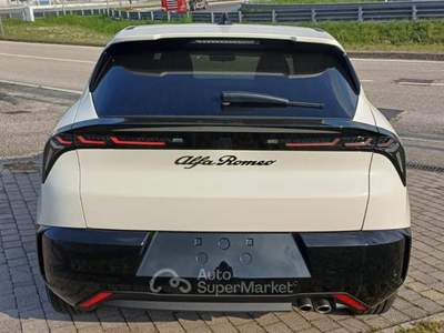 Alfa Romeo Junior 1.2 145 CV Hybrid eDCT6 Sprint Bianco usata Cittadella