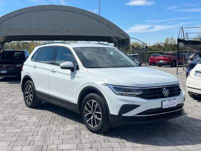 Volkswagen Tiguan SCR DSG FINANZIABILE Bianco usata Manzano