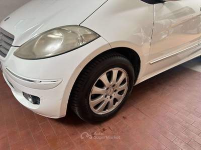 Mercedes-Benz Classe A Classe A - W/C 169 Elegance Bianco usata Arezzo