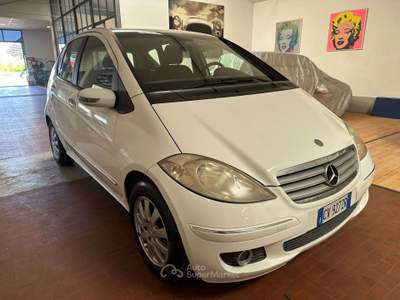 Mercedes-Benz Classe A Classe A - W/C 169 Elegance Bianco usata Arezzo