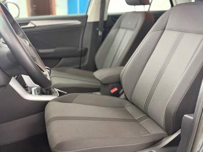 Volkswagen T-Roc SCR Life Grigio usata San Sebastiano al Vesuvio