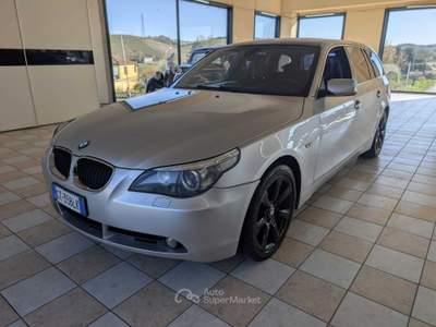 BMW Serie 5 525d touring sport manuale Argento usata Castelnuovo Calcea