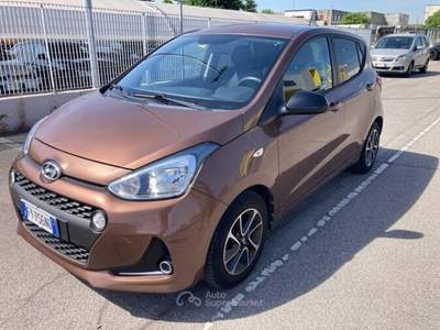 Hyundai i10 Tech A/T Marrone usata Maserà di Padova