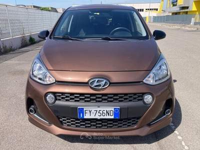 Hyundai i10 Tech A/T Marrone usata Maserà di Padova