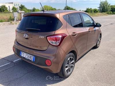 Hyundai i10 Tech A/T Marrone usata Maserà di Padova