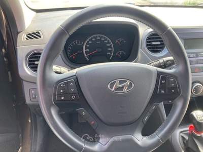 Hyundai i10 Tech A/T Marrone usata Maserà di Padova