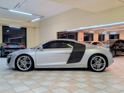 Audi R8 v8 coupè quattro r tronic carbonio/nappa Argento usata Castelnuovo Calcea