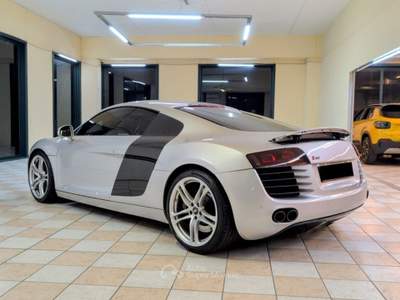 Audi R8 v8 coupè quattro r tronic carbonio/nappa Argento usata Castelnuovo Calcea