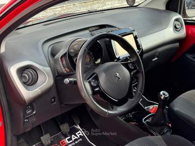Peugeot 108 Peugeot 108 Allure TOP! 1.2 Benzina 82cv Rosso usata Giugliano in Campania