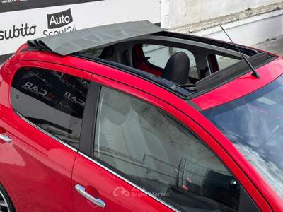 Peugeot 108 Peugeot 108 Allure TOP! 1.2 Benzina 82cv Rosso usata Giugliano in Campania