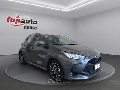Toyota Yaris Yaris 1.5h Trend Grigio usata Cuneo