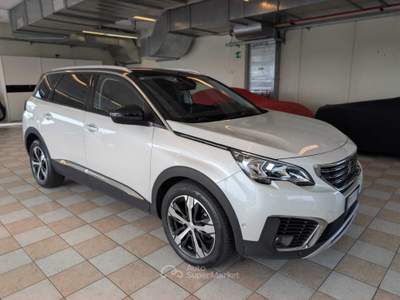 Peugeot 5008 7 posti gt line Bianco usata Castelnuovo Calcea
