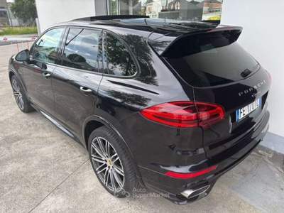 Porsche Cayenne Cayenne  3.0D 250Cv tiptronic PLATINUM EDITION Nero usata Cavarzere