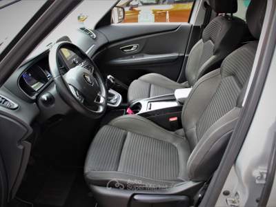 Renault Grand Scénic Grand Scenic Blue dCi 120 CV Sport Edition 64000 Km 7 Posti Argento usata Lavis
