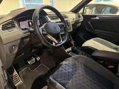 Volkswagen Tiguan 1.5 tsi R-Line 150cv dsg PREZZO REALE Bianco usata Genova