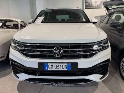 Volkswagen Tiguan 1.5 tsi R-Line 150cv dsg PREZZO REALE Bianco usata Genova