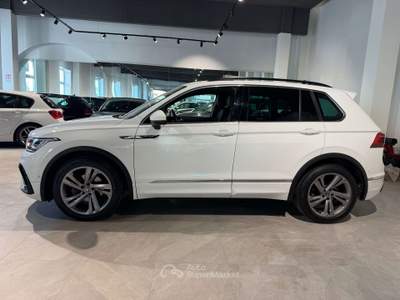 Volkswagen Tiguan 1.5 tsi R-Line 150cv dsg PREZZO REALE Bianco usata Genova