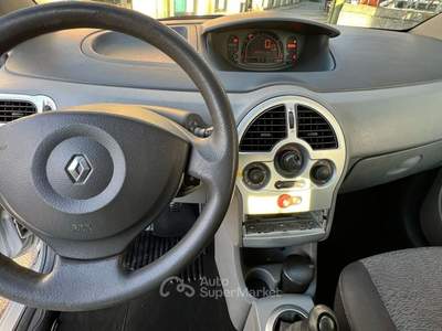Renault Modus IN ORDINE DI TUTTO Argento usata Genova