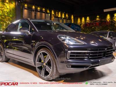 Porsche Cayenne Coupé 3.0 V6 E-Hybrid EXPORT Nero usata Adelfia