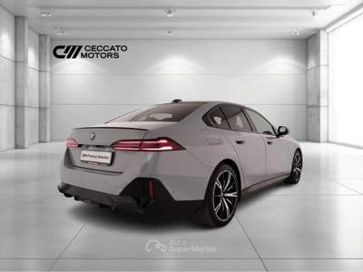 BMW Serie 5 550e 550 e M Sport Pro xDrive Steptronic Grigio usata Padova