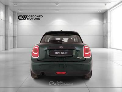 MINI Clubman 1.5 TwinPower Turbo One D Business Verde usata Padova